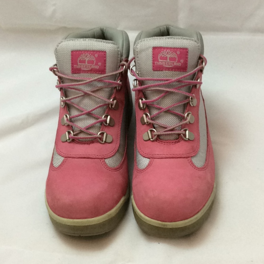 Girls size 6 Timberlin’s    preowned